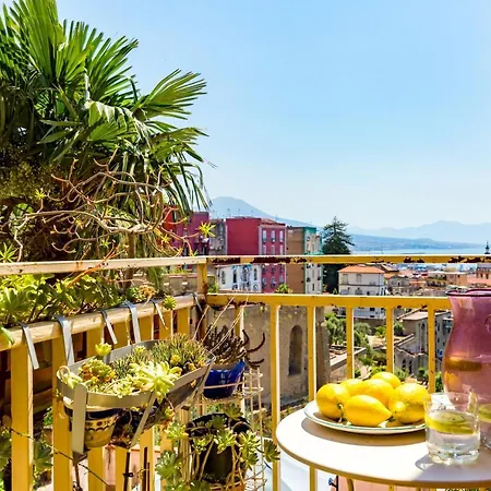 Montemiletto A Panoramic Nest By Napoliapartments * Neapel