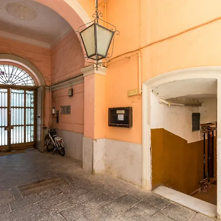 Montemiletto A Panoramic Nest By Napoliapartments アパート ナポリ